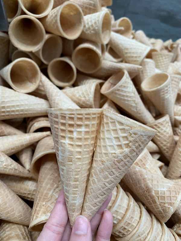 Stainless Steel 18kg/H Commercial Ice Cream Cone Machine